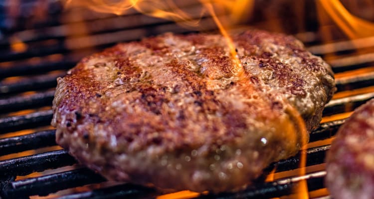 Grilling the Perfect Burger